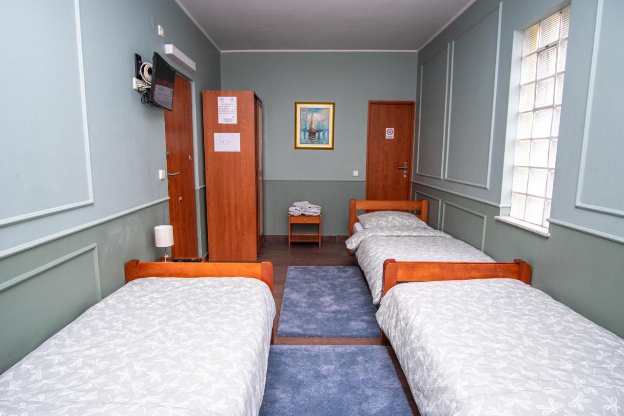 Sobe Amadeus Hotel Sesvete Buitenkant foto